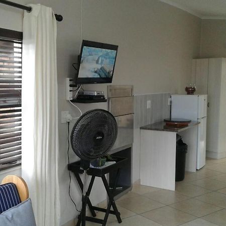Madiolyn Apartamentos Jeffreys Bay Exterior foto