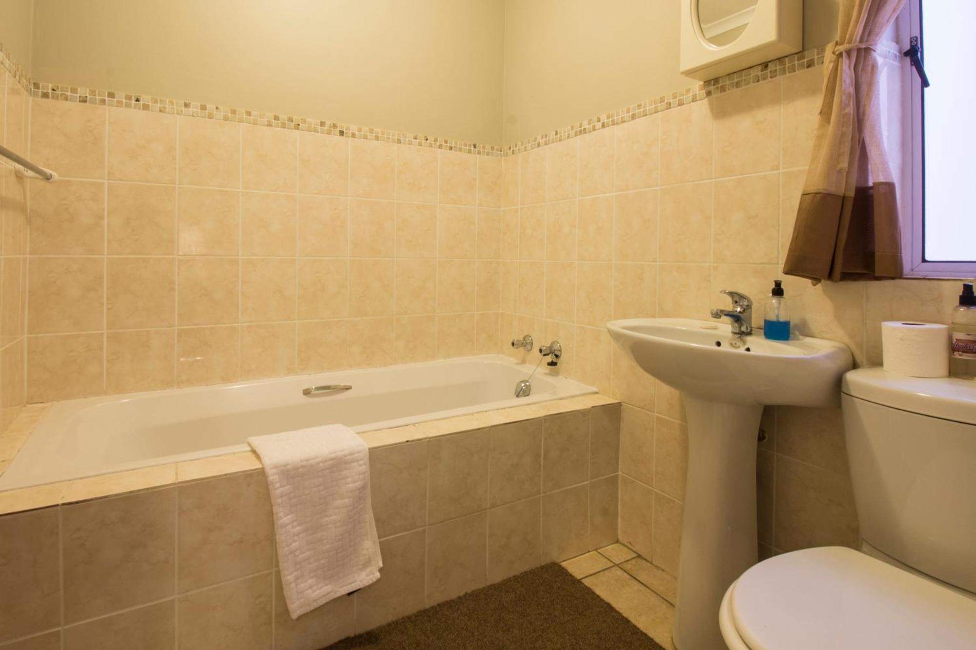 Madiolyn Apartamentos Jeffreys Bay Exterior foto