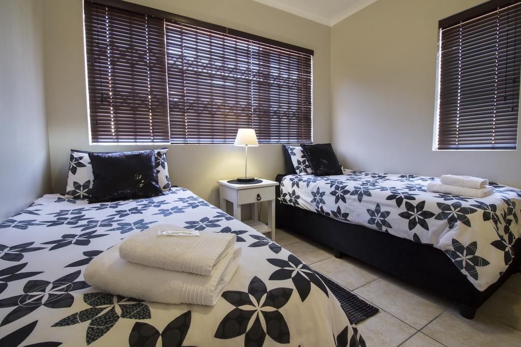 Madiolyn Apartamentos Jeffreys Bay Exterior foto