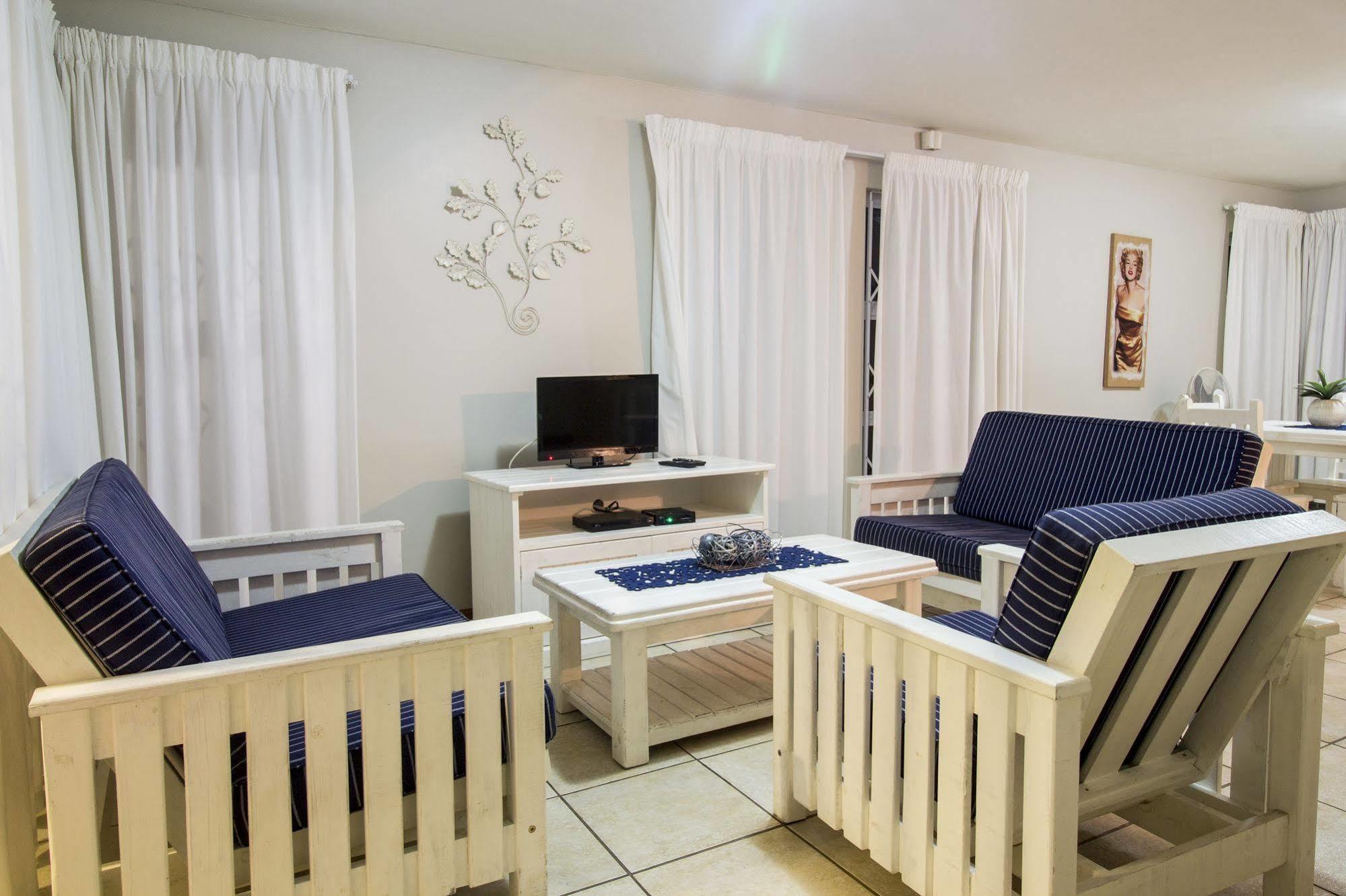 Madiolyn Apartamentos Jeffreys Bay Exterior foto