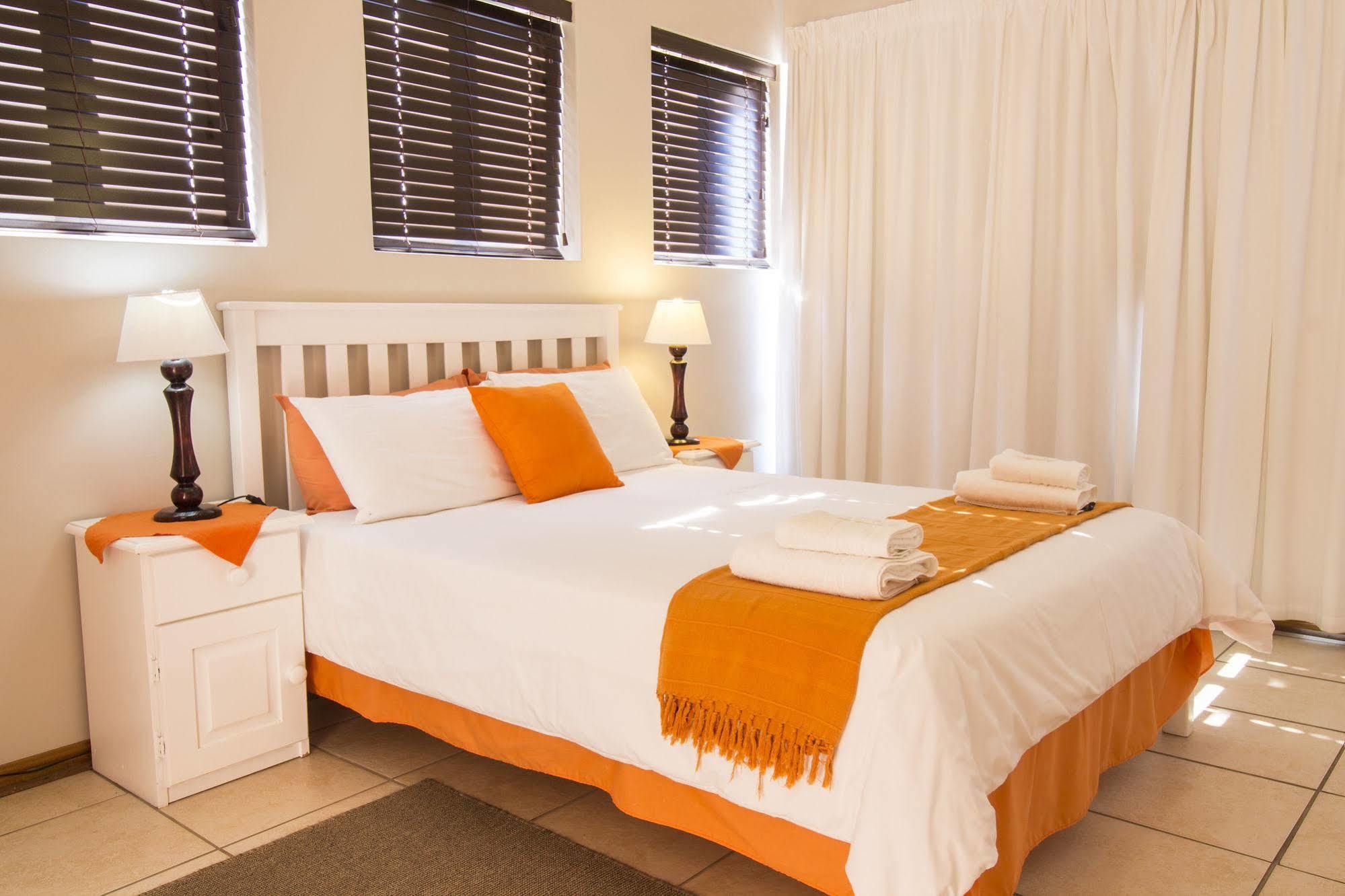 Madiolyn Apartamentos Jeffreys Bay Exterior foto