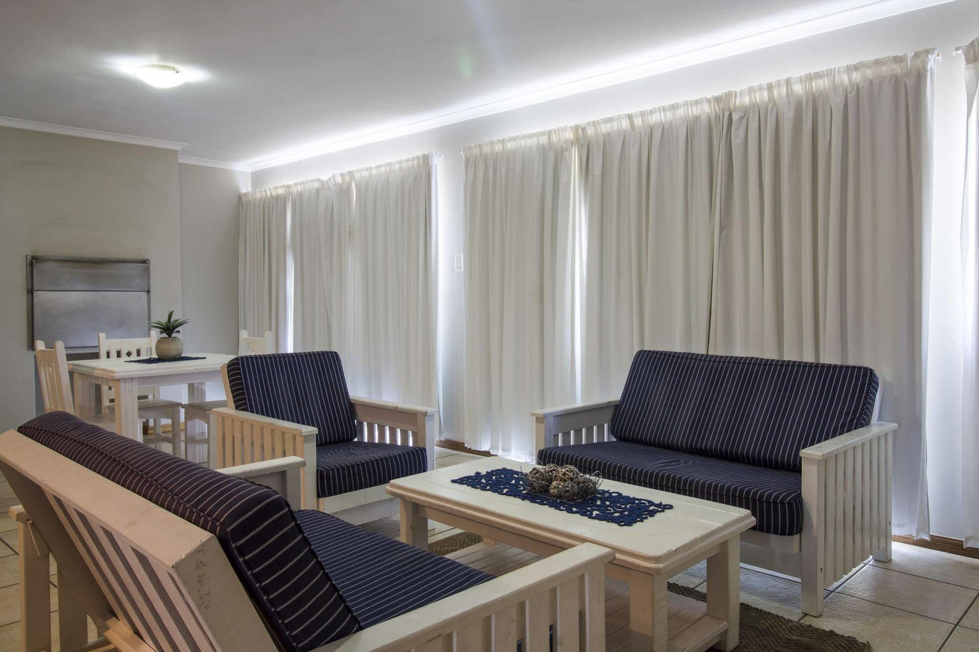 Madiolyn Apartamentos Jeffreys Bay Exterior foto