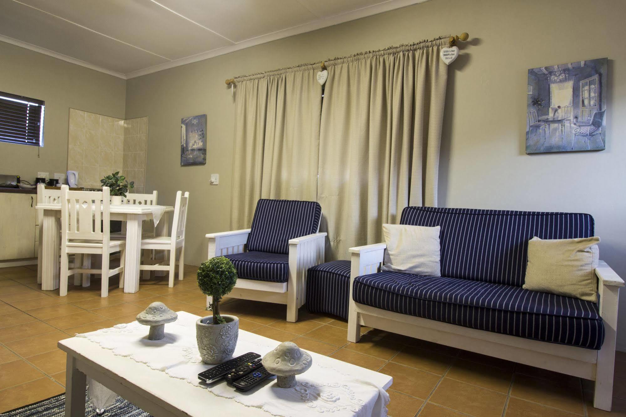 Madiolyn Apartamentos Jeffreys Bay Exterior foto