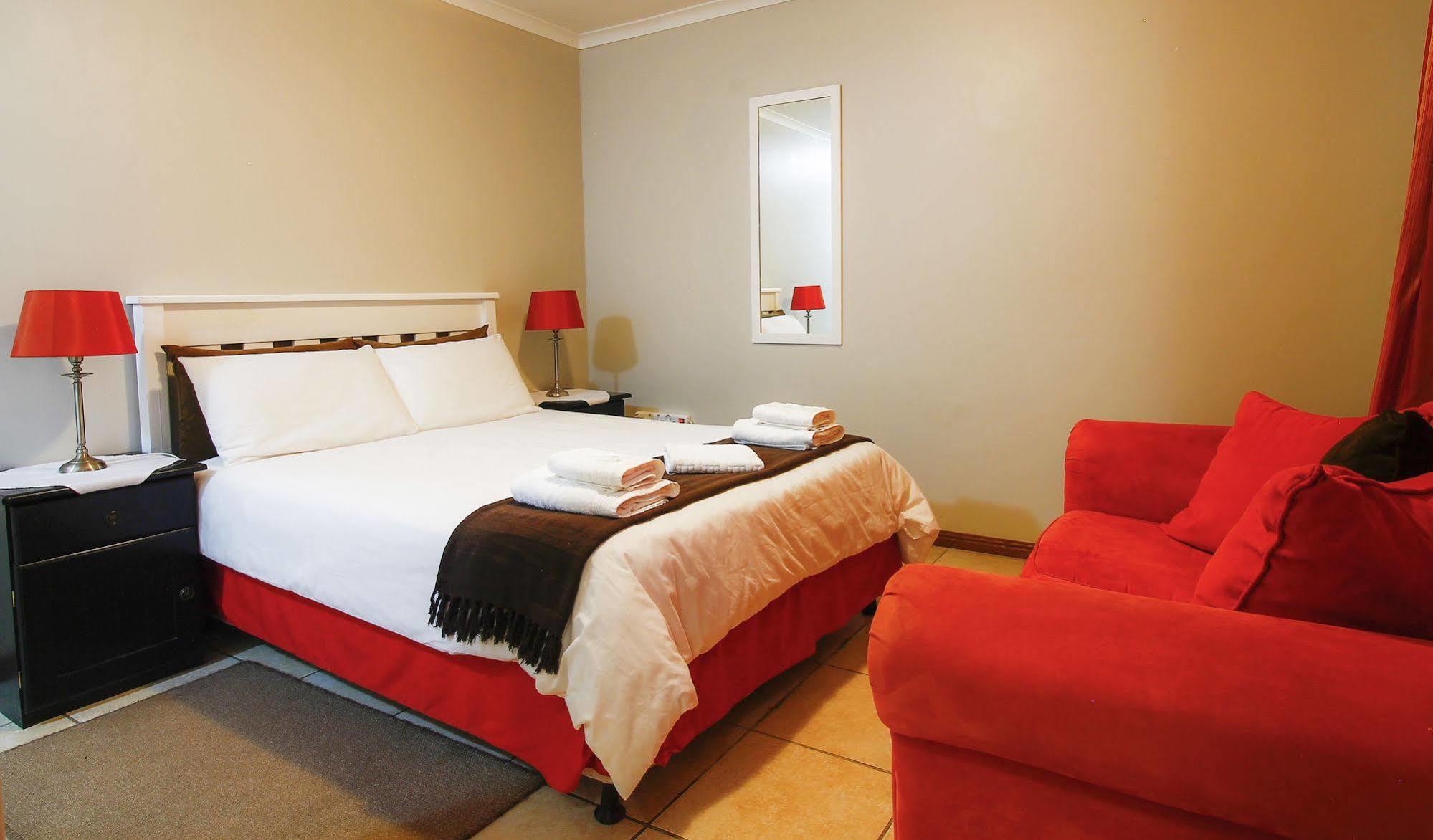 Madiolyn Apartamentos Jeffreys Bay Exterior foto